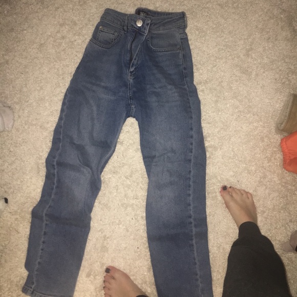 Urban Outfitters BDG Mom Jeans - Picture 4 of 6